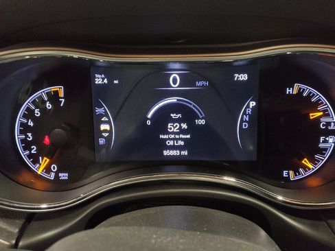 Used 2018 Jeep Grand Cherokee Limited AWD/4WD image 23