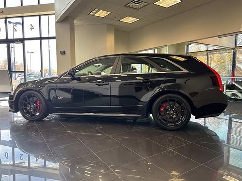 Used 2014 Cadillac CTS V image 3
