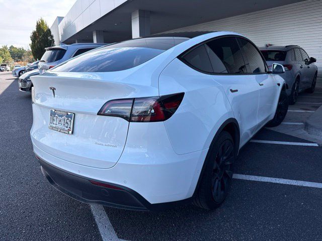 Used 2021 Tesla Model Y Long Range AWD/4WD image 3