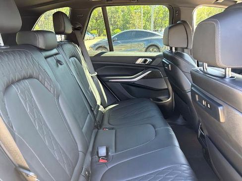 Used 2022 BMW X5 M50i AWD/4WD image 29