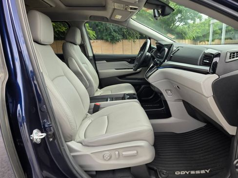 Used 2024 Honda Odyssey Touring image 25