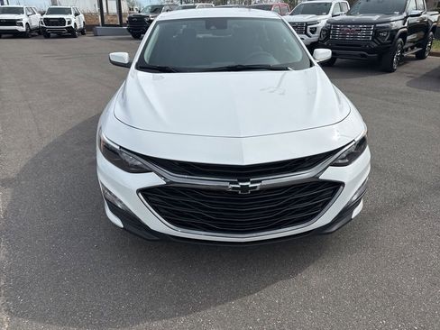 Used 2024 Chevrolet Malibu LT w/ Sport Edition FWD image 8