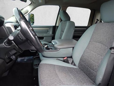 Used 2018 RAM 3500 Big Horn AWD/4WD image 10