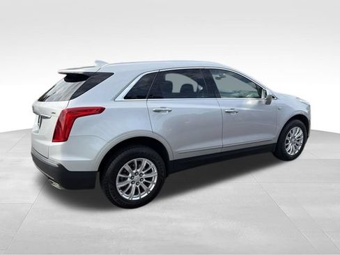Used 2017 Cadillac XT5 FWD image 24