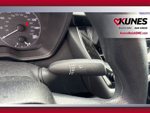 Used 2025 Toyota Corolla LE image 12