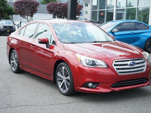 Used 2015 Subaru Legacy 3.6R Limited AWD/4WD image 8