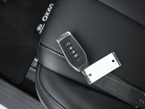 Used 2025 INFINITI QX60 Luxe image 44