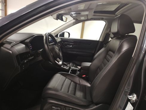 Used 2025 Honda CR-V EX-L image 10