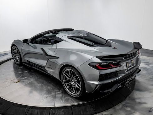 Used 2024 Chevrolet Corvette Z06 image 13