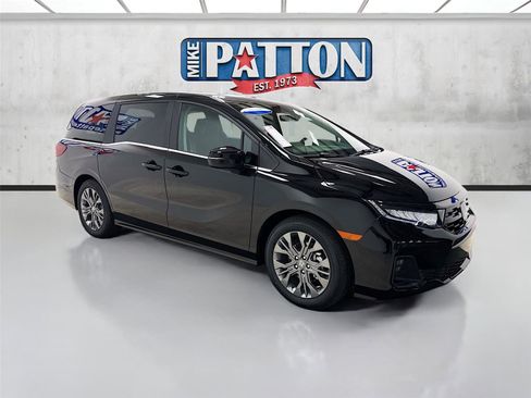 New 2026 Honda Odyssey Touring image 1