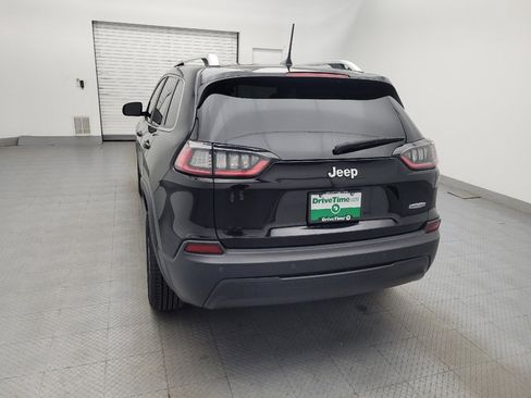 Used 2019 Jeep Cherokee Latitude Plus FWD image 6