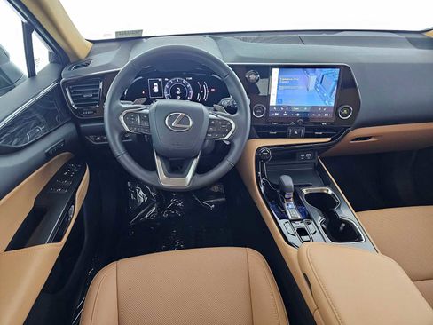 Certified 2025 Lexus NX 250 FWD w/ Premium Package image 18