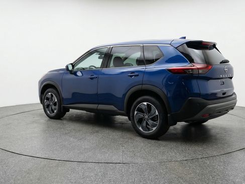 Used 2025 Nissan Rogue SV FWD image 6