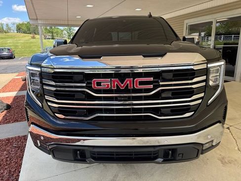 Used 2026 GMC Sierra 1500 SLT w/ SLT Premium Plus Package AWD/4WD image 11