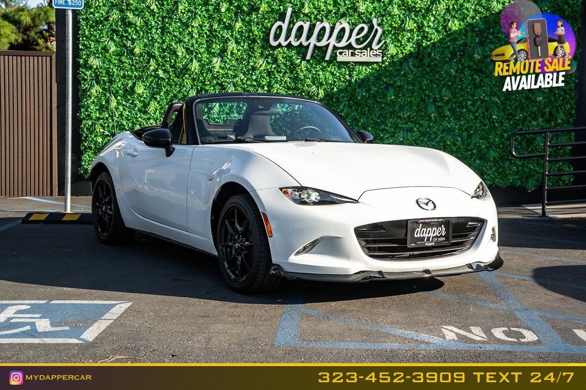 Used 2021 MAZDA MX-5 Miata Sport RWD image 3
