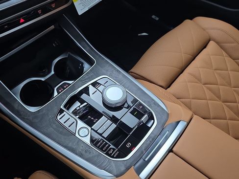 New 2027 BMW X7 xDrive40i w/ Executive Package AWD/4WD image 26