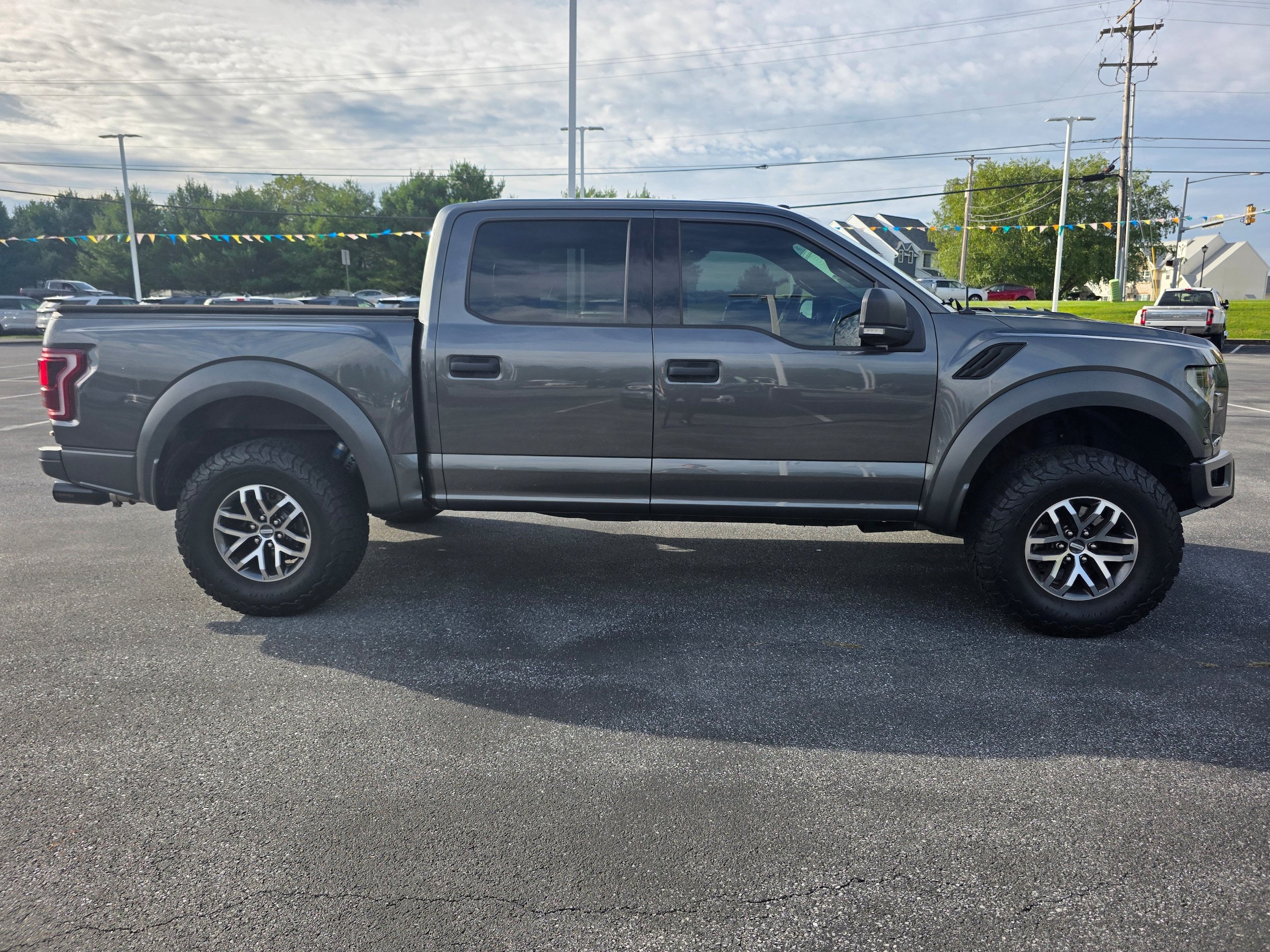 Used 2018 Ford F150 Raptor w/ Equipment Group 801A Mid AWD/4WD image 5