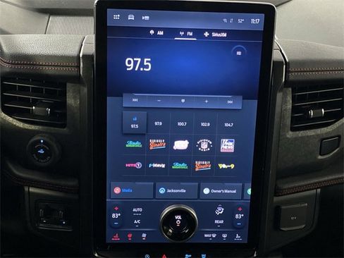 Used 2023 Ford Expedition Limited image 18