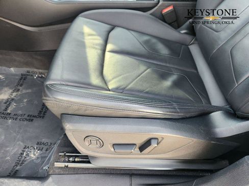 Used 2023 Audi Q3 2.0T Premium image 25