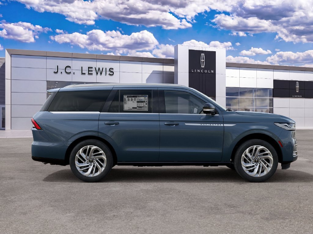 New 2027 Lincoln Navigator Reserve AWD/4WD image 8