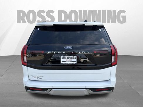 Used 2025 Ford Expedition Platinum AWD/4WD image 5