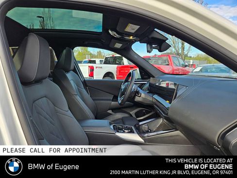 Used 2025 BMW X3 xDrive30i w/ M Sport Package AWD/4WD image 12
