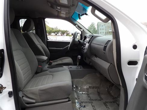 Used 2016 Nissan Frontier S image 13