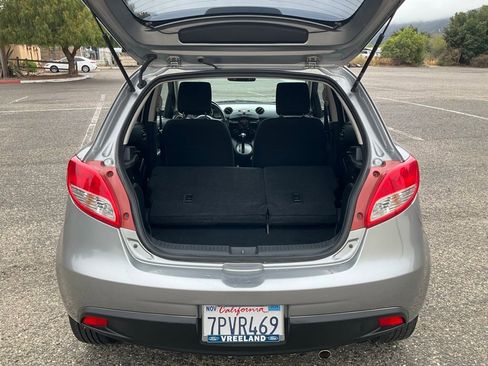 Used 2013 MAZDA MAZDA2 Touring image 16