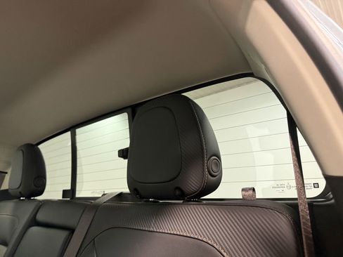 Used 2022 GMC Canyon AT4 image 9