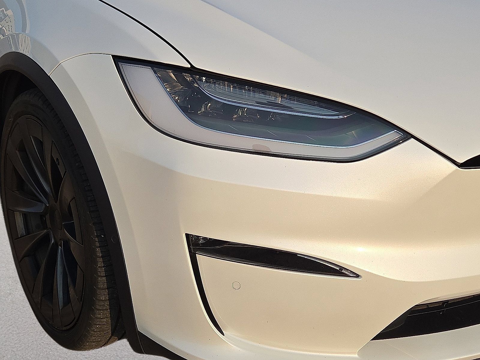 Used 2022 Tesla Model X AWD/4WD image 8