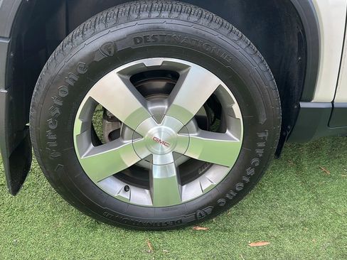 Used 2012 GMC Acadia SLT image 38