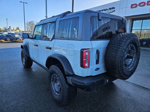 Used 2024 Ford Bronco Everglades image 3