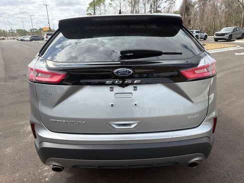 Used 2024 Ford Edge Titanium image 8
