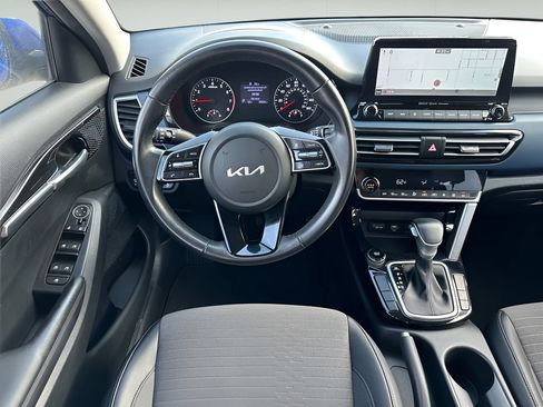 Used 2022 Kia Seltos S FWD image 14