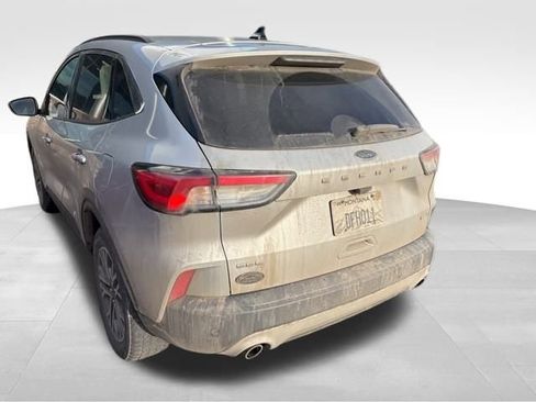 Used 2020 Ford Escape SEL image 10