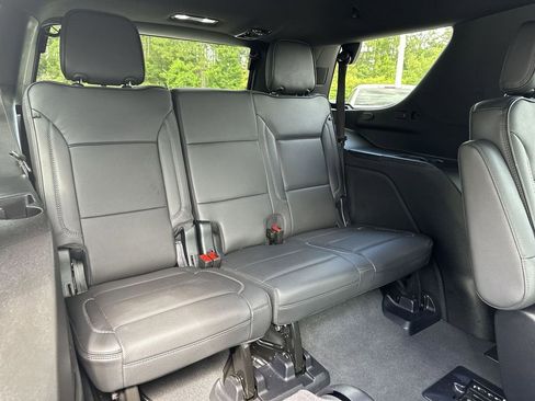 Certified 2025 GMC Yukon Denali AWD/4WD image 26