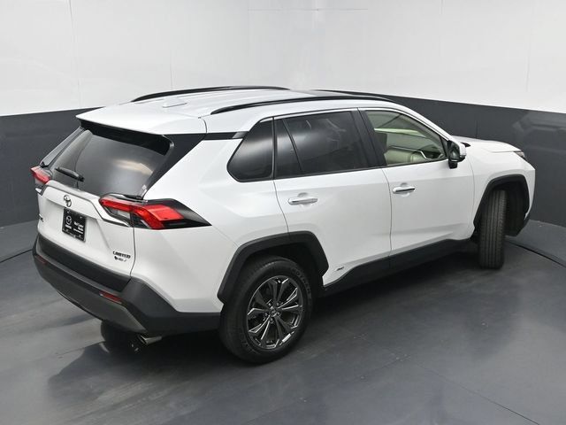 Used 2025 Toyota RAV4 Limited AWD/4WD image 37