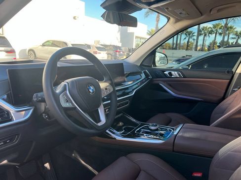 Used 2024 BMW X7 xDrive40i w/ Executive Package AWD/4WD image 14