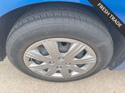 Certified 2022 Kia Rio S image 5