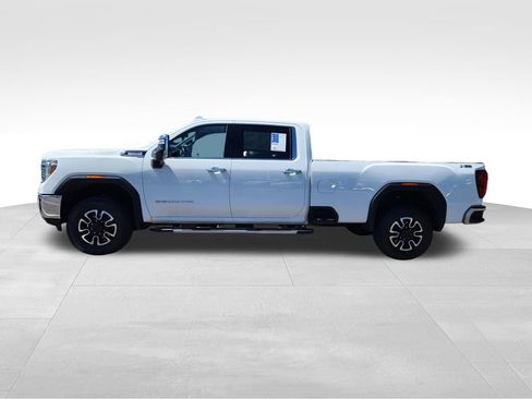 Used 2020 GMC Sierra 3500 SLT w/ Technology Package AWD/4WD image 5