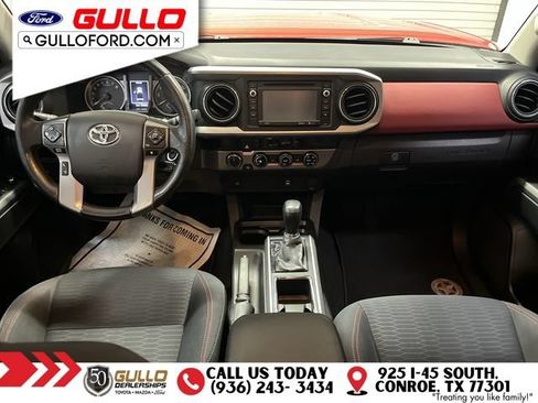 Used 2016 Toyota Tacoma SR5 w/ Towing Package AWD/4WD image 12