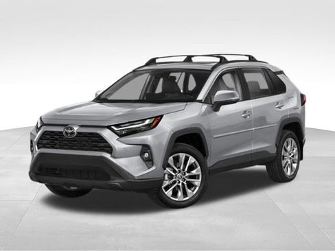 Used 2025 Toyota RAV4 XLE FWD image 34