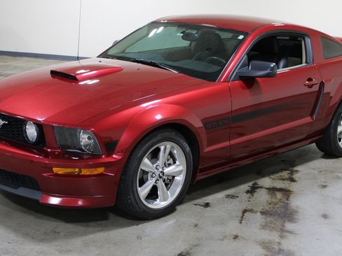 Used 2007 Ford Mustang GT RWD image 23