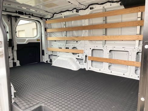 Used 2024 Ford Transit 250 Low Roof w/ Exterior Upgrade Package RWD image 12