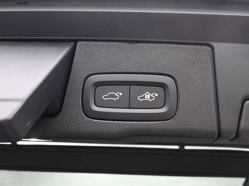 New 2027 Volvo XC60 B5 Ultra AWD/4WD image 31