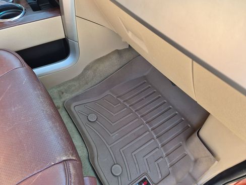 Used 2014 Ford F150 King Ranch w/ King Ranch Luxury Package RWD image 39