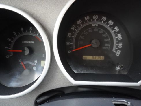 Used 2012 Toyota Tundra 4x4 Double Cab image 21