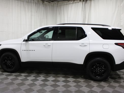 Used 2023 Chevrolet Traverse LT FWD image 39