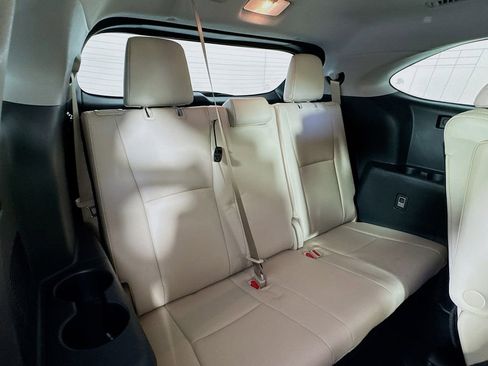 Used 2020 Toyota Highlander Limited image 34
