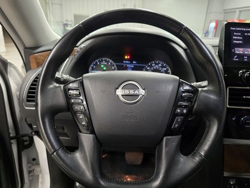 Used 2023 Nissan Armada SL w/ Captain's Chairs Package image 19